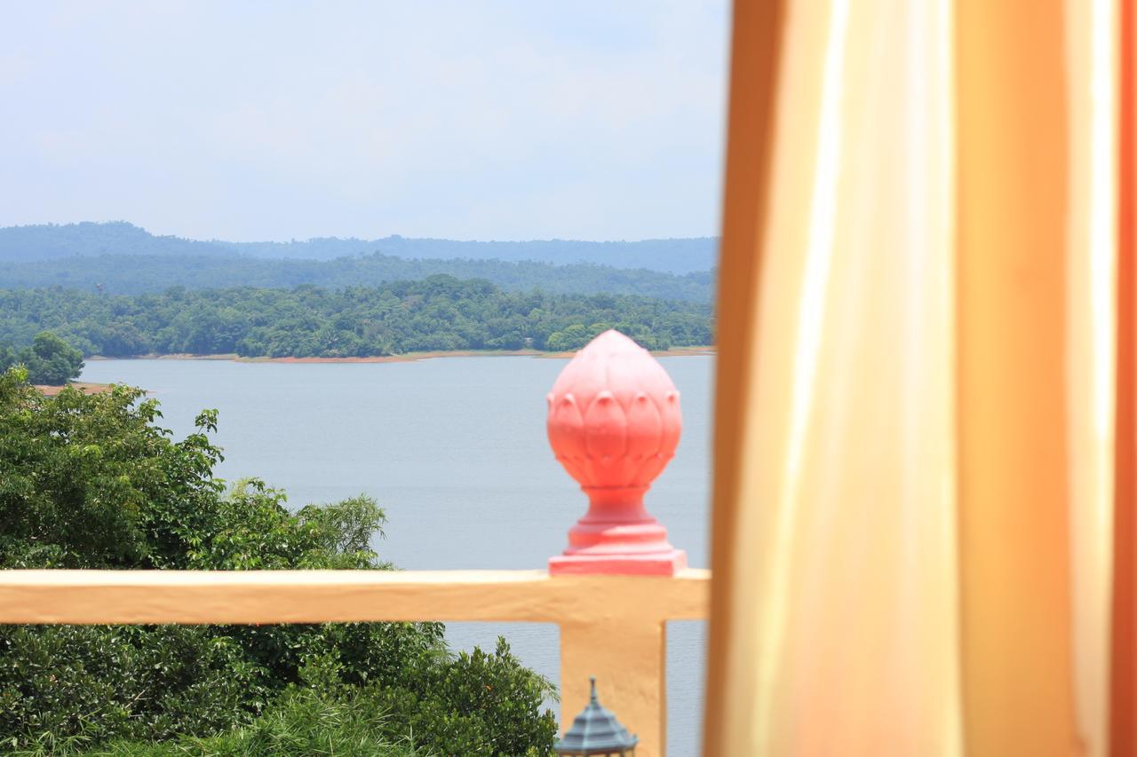 Porta Verde Resort Villas Caliraya Dolores  Экстерьер фото
