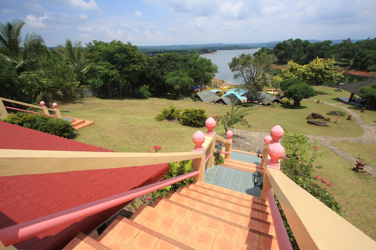 Porta Verde Resort Villas Caliraya Dolores  Экстерьер фото