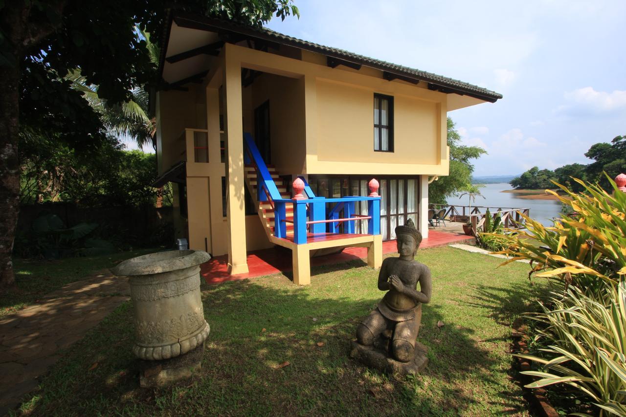 Porta Verde Resort Villas Caliraya Dolores  Экстерьер фото
